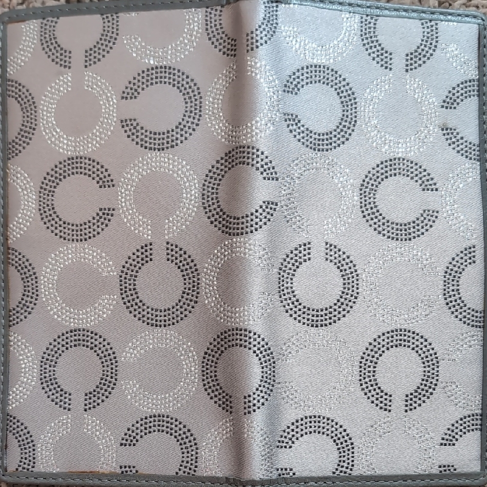 Gray Patterned Wallet - Picture 7 of 7